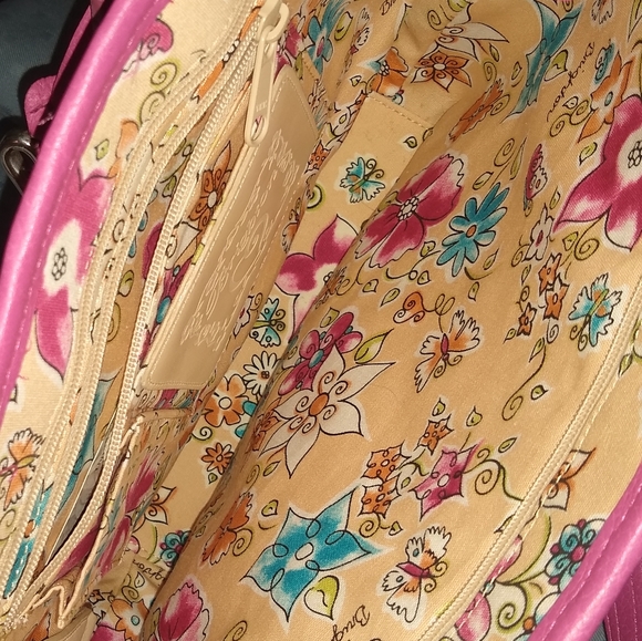 Brighton straw bag with pink trim and handals. - Picture 10 of 10